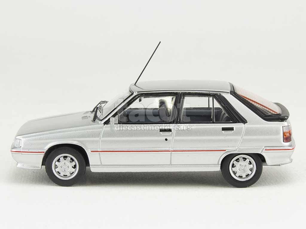 Renault - R11 Turbo 5 Doors 1988 - ODEON - 1/43 - Autos