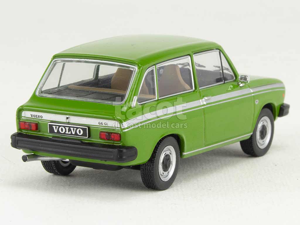 102115 Volvo 66 Kombi 1975