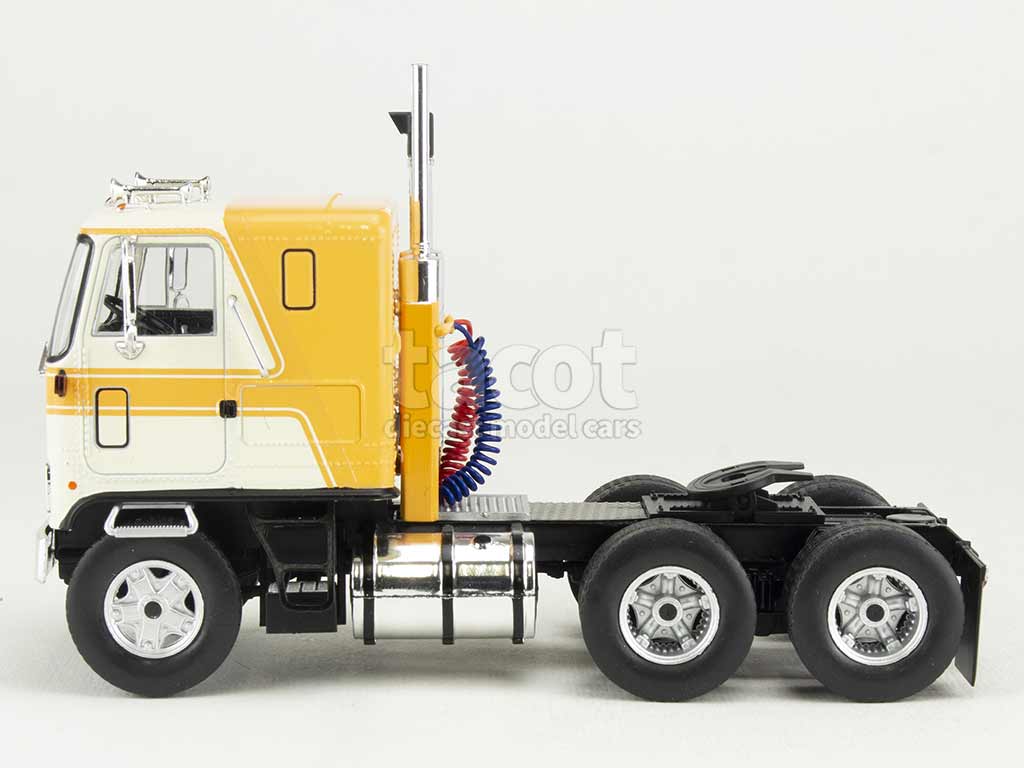 102116 GMC Astro 95 Tracteur 1970