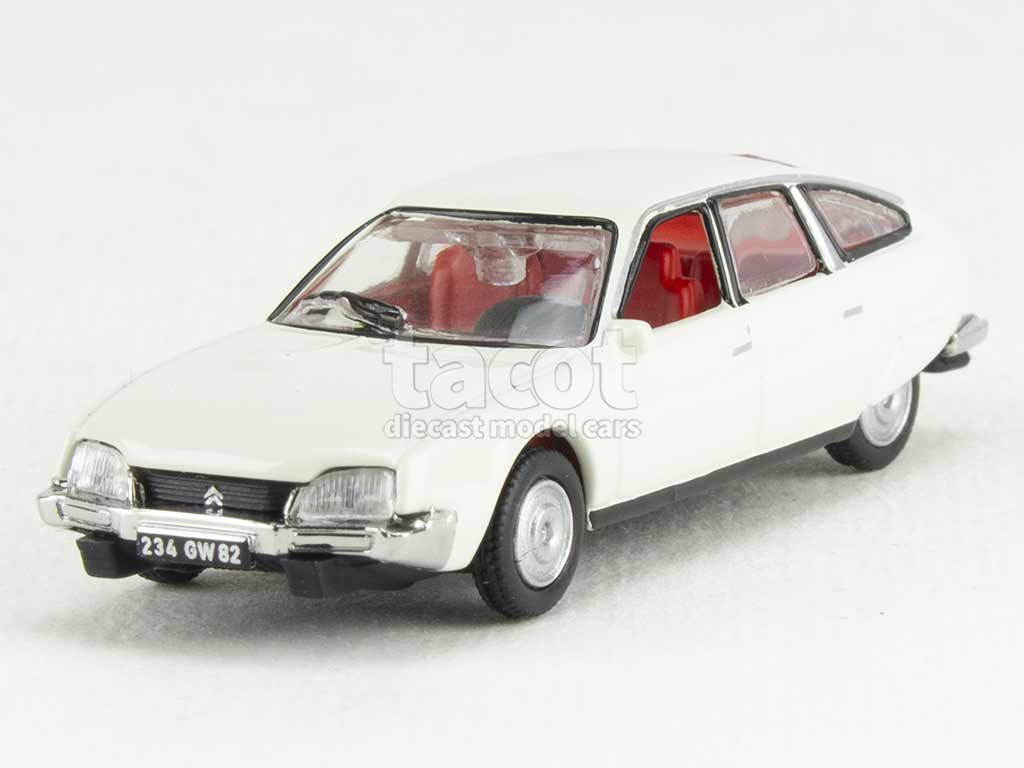 102124 Citroën CX 2400 1975