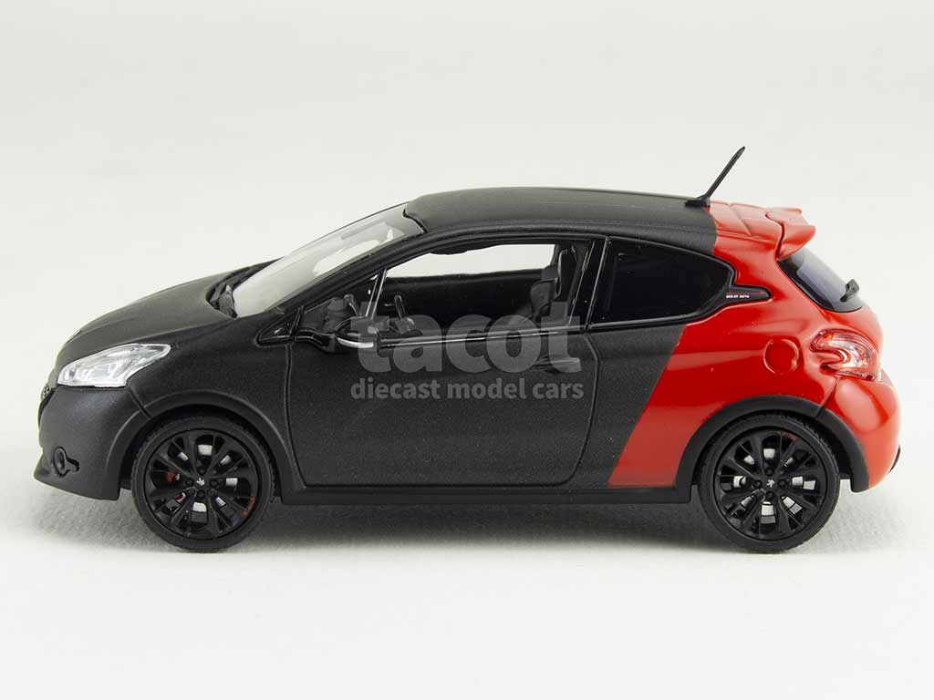 102133 Peugeot 208 GTi 30TH 2014