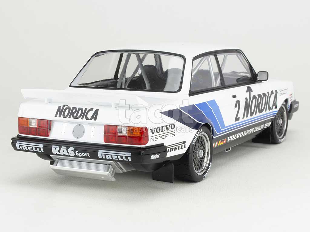 102176 Volvo 240 Turbo ETCC Brünn 1986