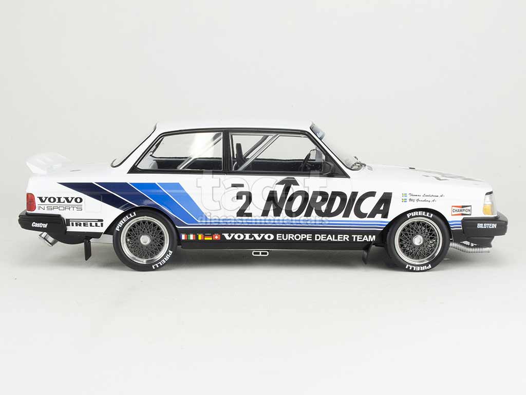 102176 Volvo 240 Turbo ETCC Brünn 1986