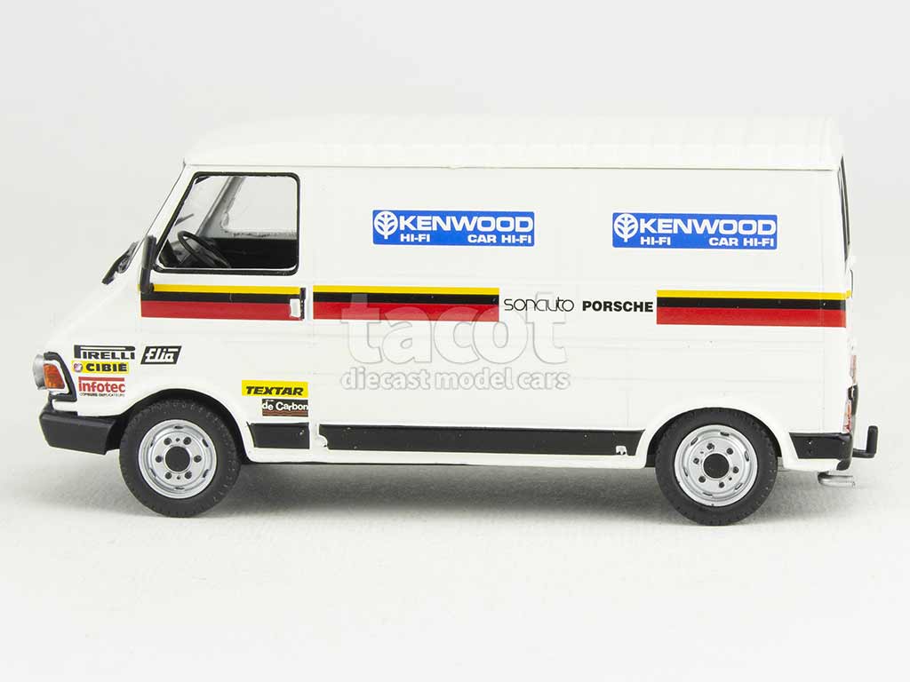 102230 Citroën C35 Assistance Rally 1982 