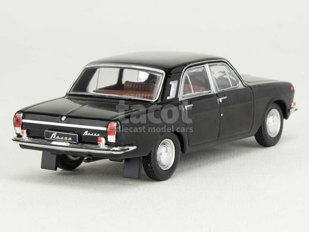 102249 GAZ Volga M24 1970