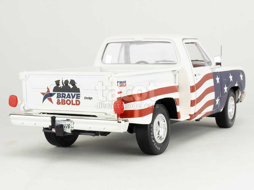 102258 Dodge D150 Adventurer Pick-Up 1980
