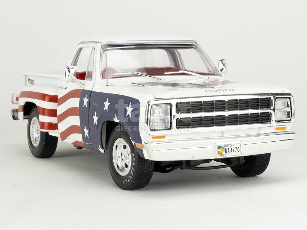 102258 Dodge D150 Adventurer Pick-Up 1980