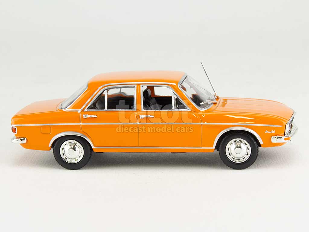 102267 Audi 100 1969