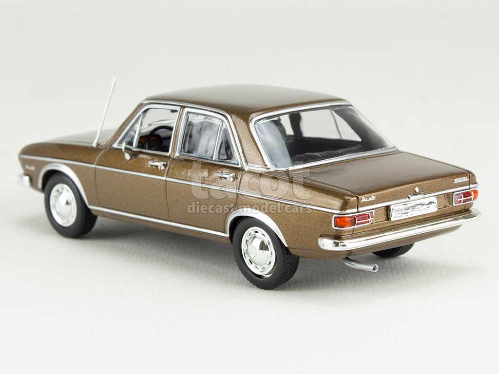 102268 Audi 100 1969