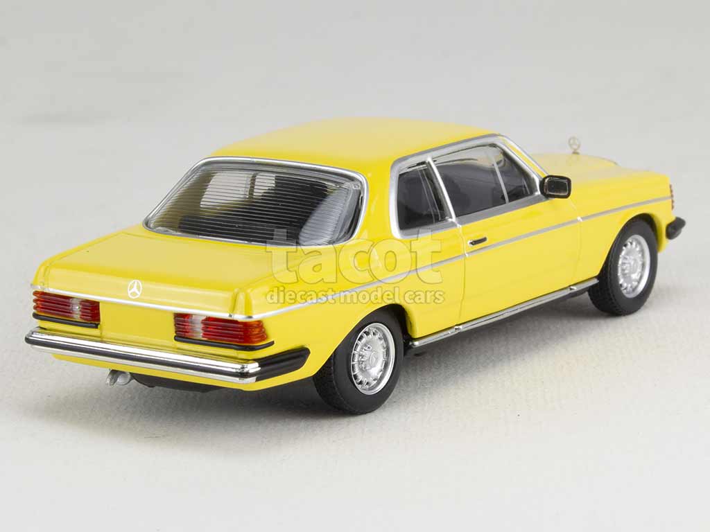 102320 Mercedes 230 CE/ W123 Coupé 1976