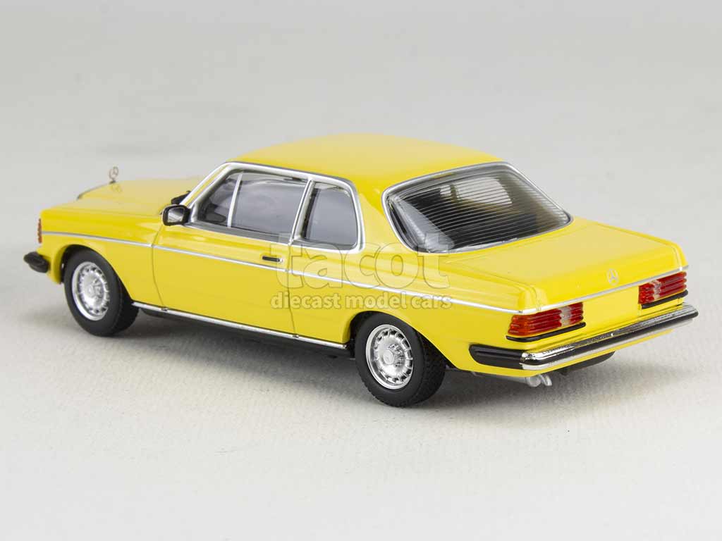 102320 Mercedes 230 CE/ W123 Coupé 1976