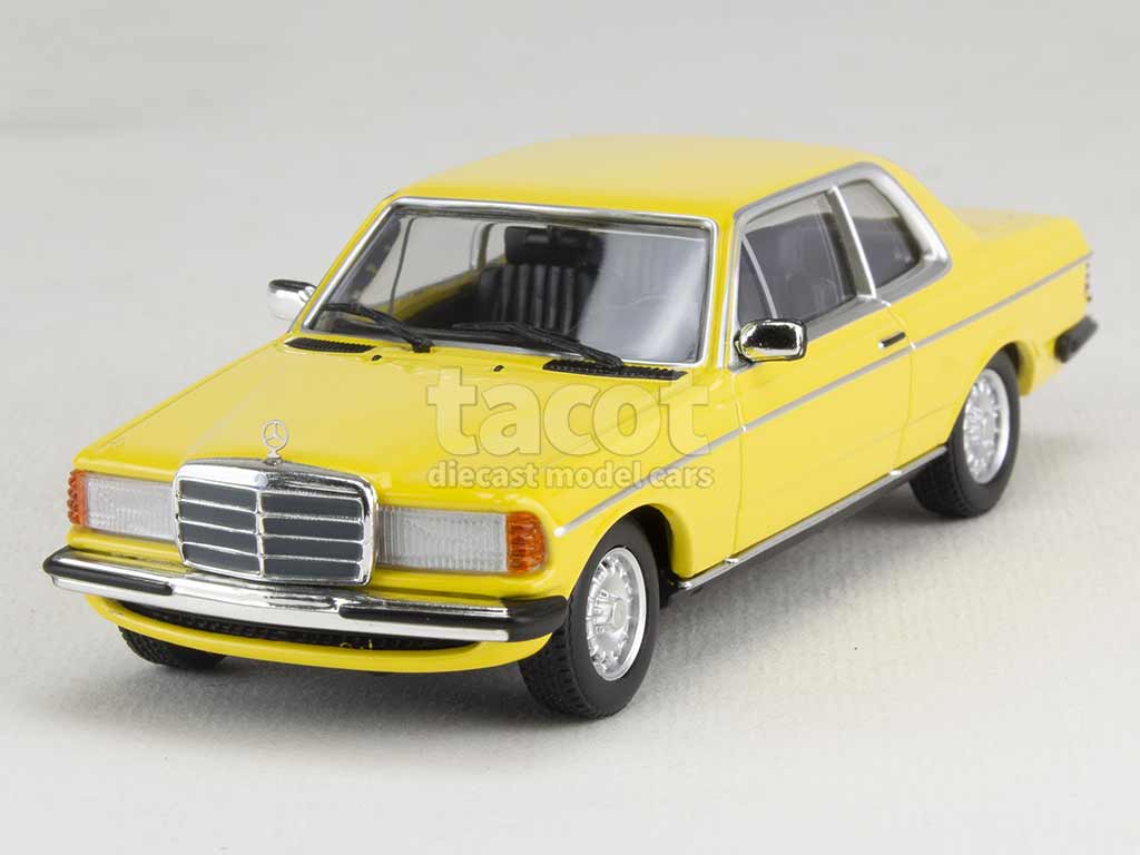 102320 Mercedes 230 CE/ W123 Coupé 1976