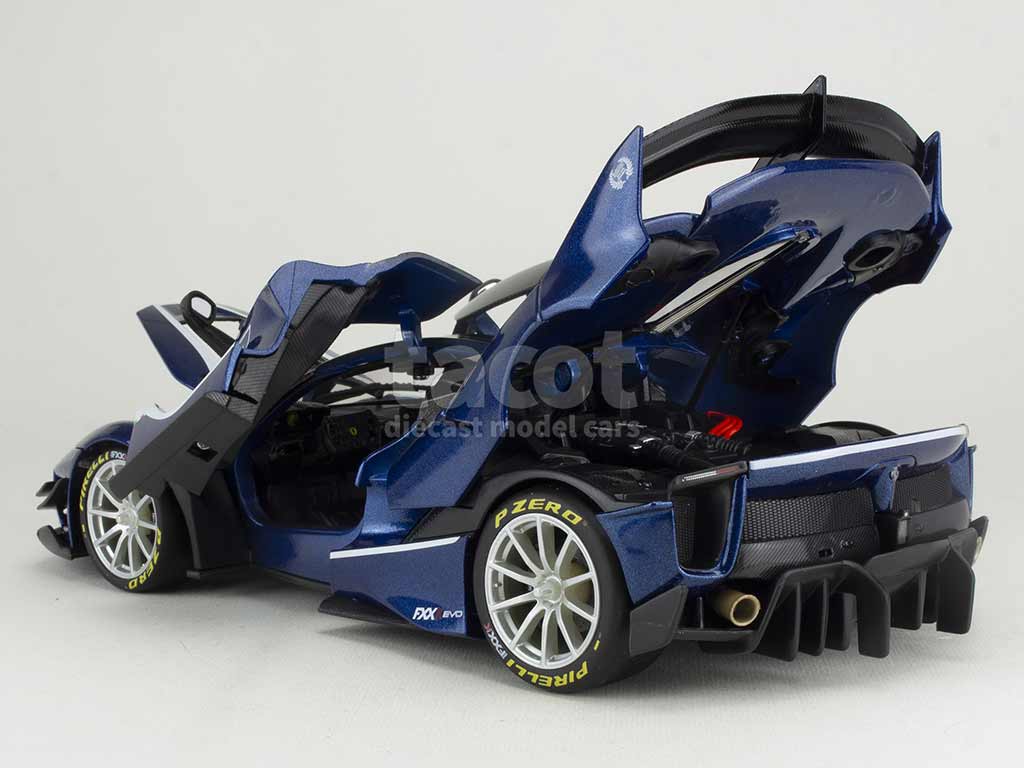 102325 Ferrari FXX-K Evo 2018