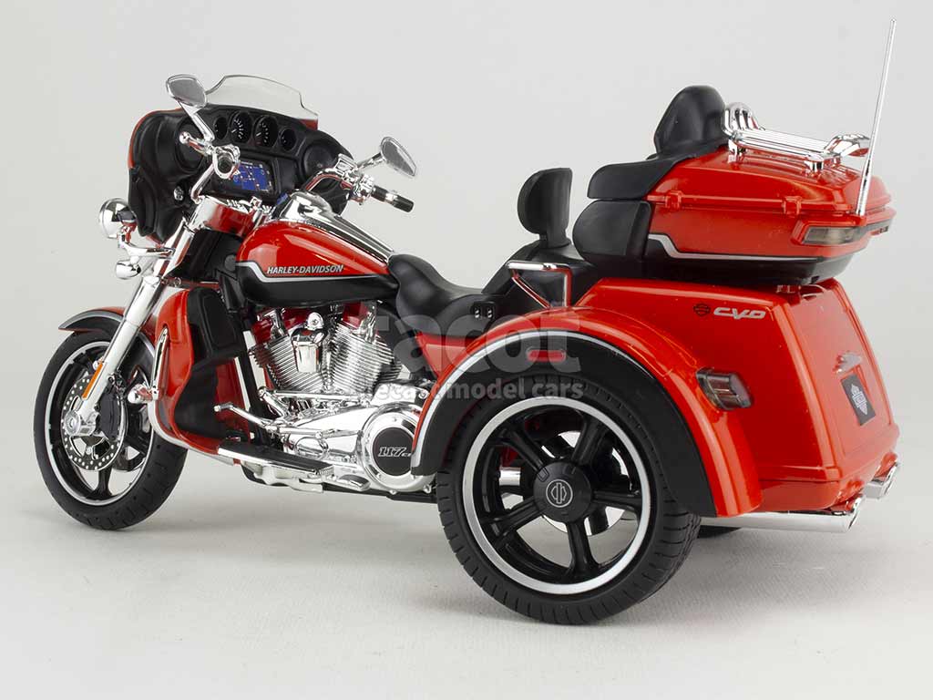 102331 Harley Davidson CVO Tri-Glide Ultra 2021