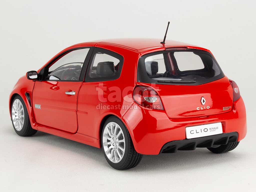 102337 Renault Clio III RS 2006