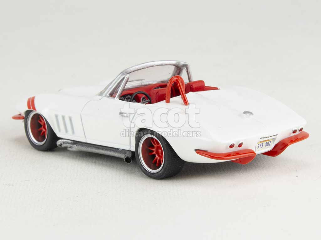102364 Chevrolet Corvette C2 1965