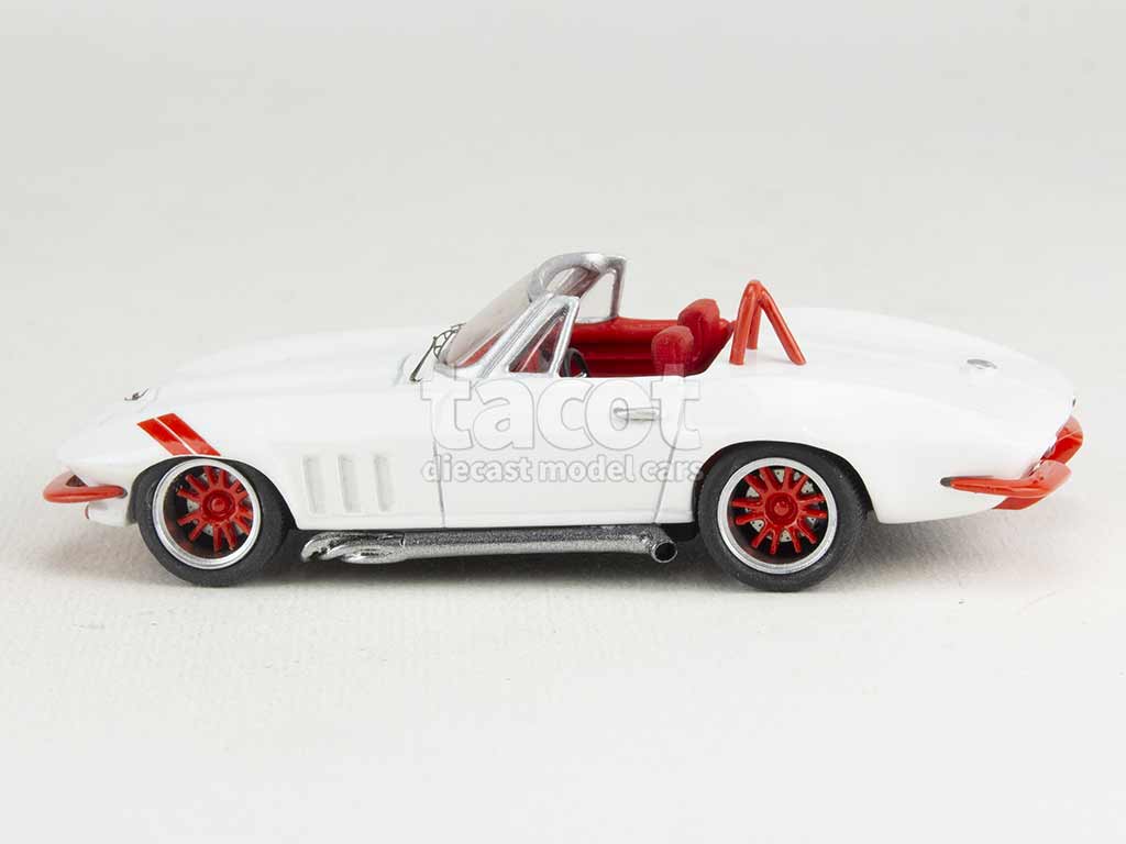 102364 Chevrolet Corvette C2 1965