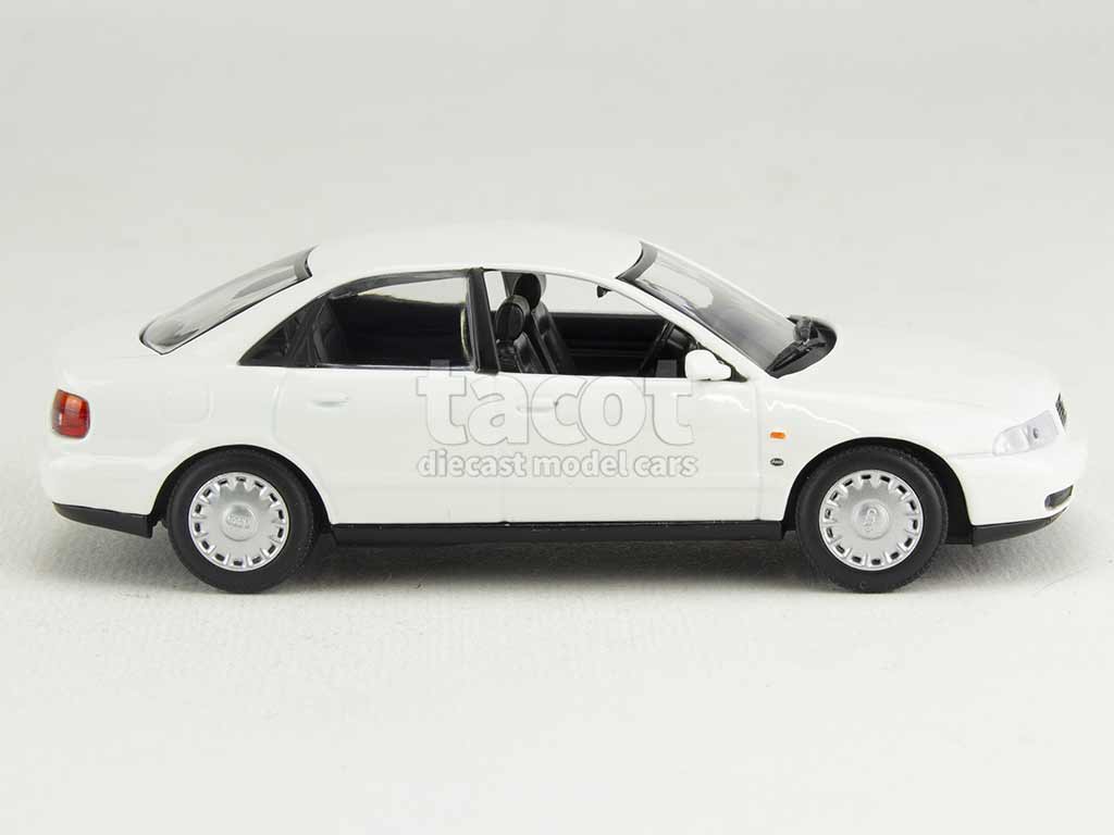 102369 Audi A4 1995