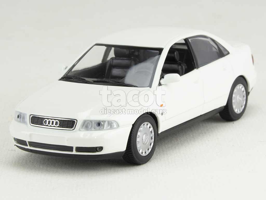 102369 Audi A4 1995