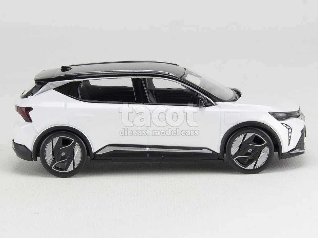 102378 Renault New Scenic e-tech 2023