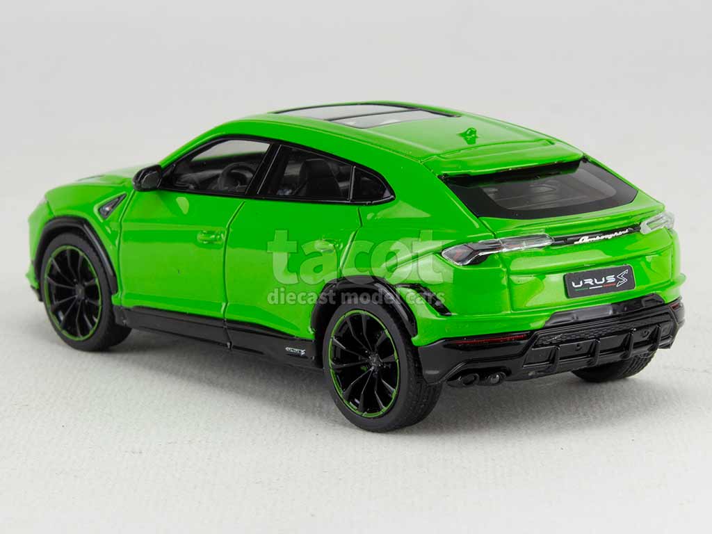 102419 Lamborghini Urus S 2023