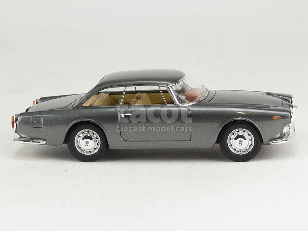 102432 Alfa Romeo 2000 Praho Touring 1960