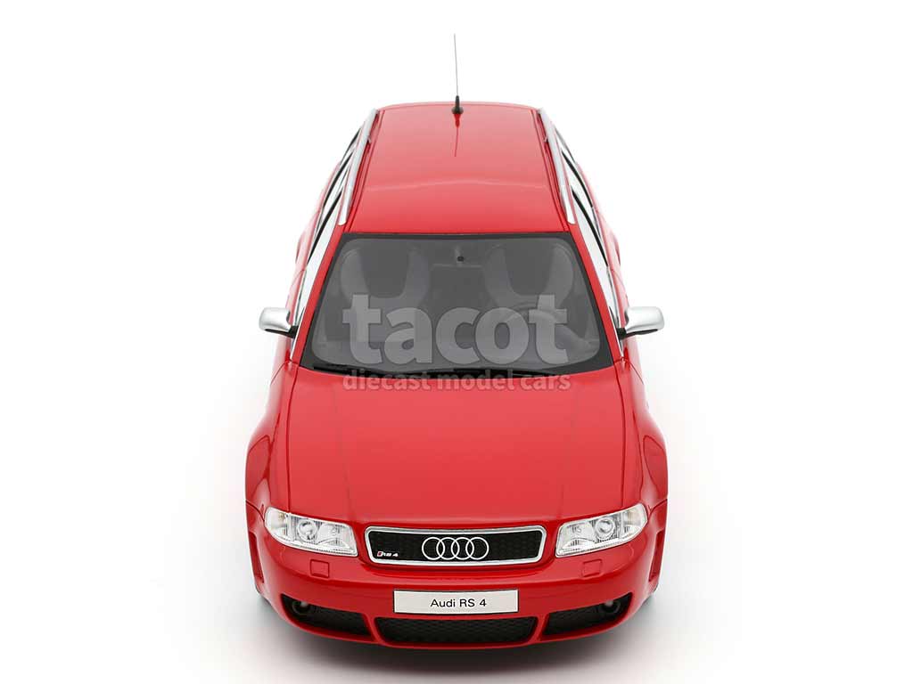 102457 Audi RS4 Avant 2000