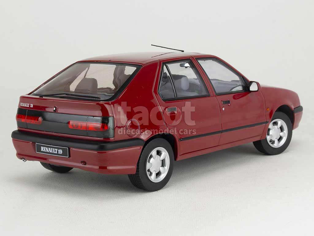 102491 Renault R19 5 Doors 1994