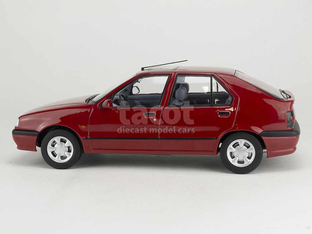 102491 Renault R19 5 Doors 1994