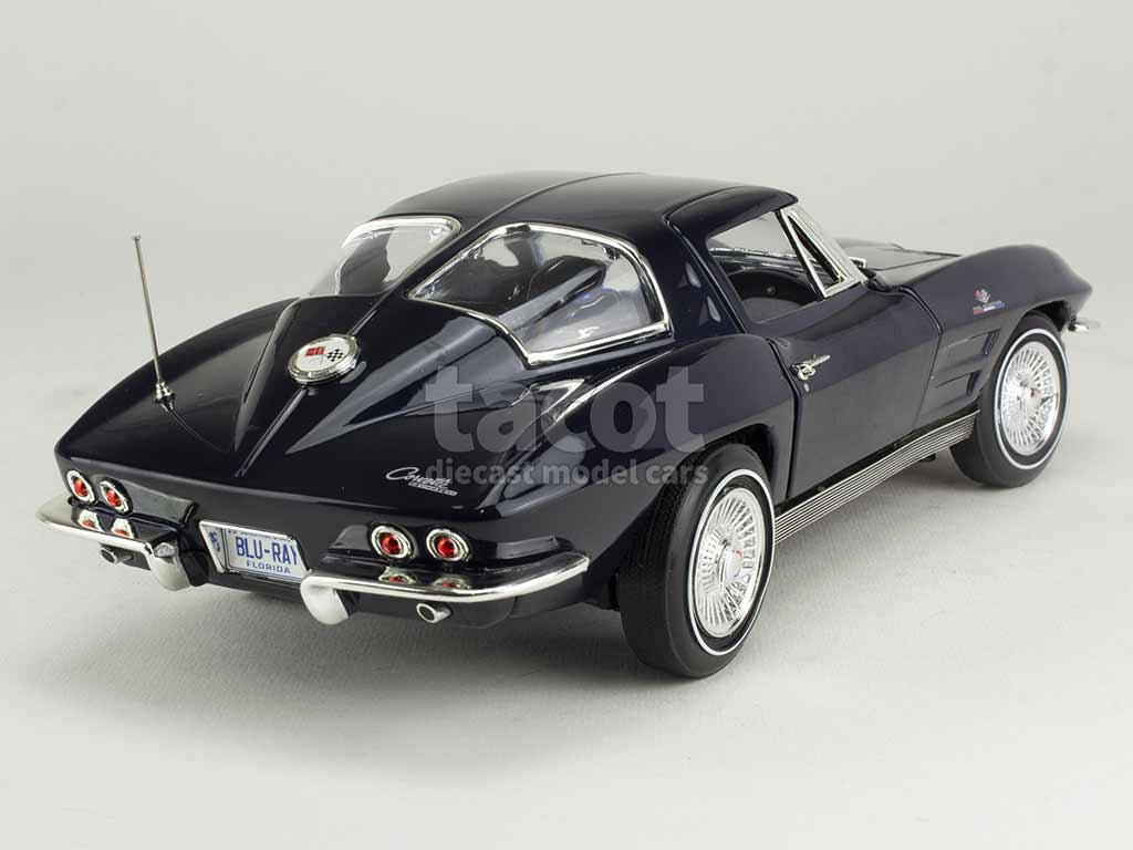 102521 Chevrolet Corvette Stingray 1963