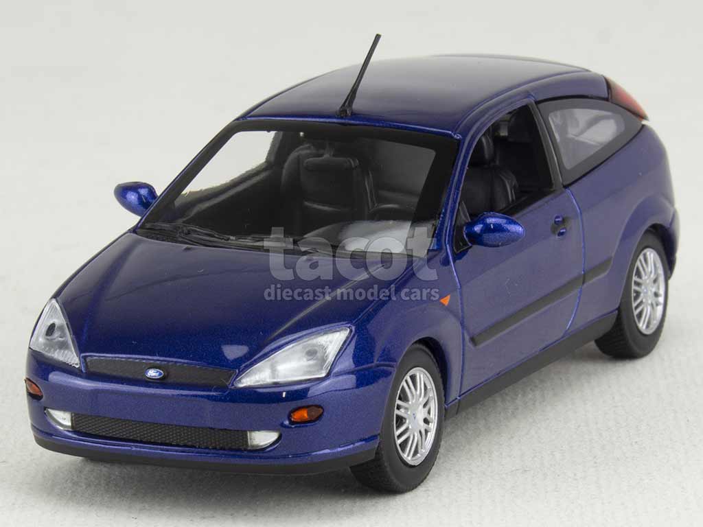 102526 Ford Focus 1998