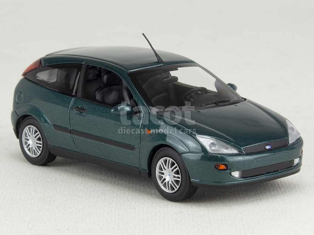 102527 Ford Focus 1998
