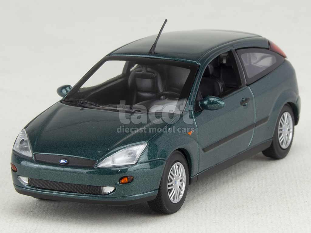 102527 Ford Focus 1998