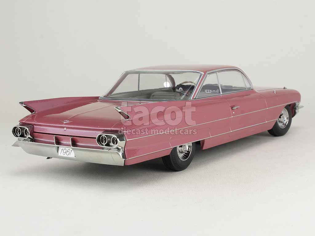 102553 Cadillac Séries 62 Coupé de Ville 1961