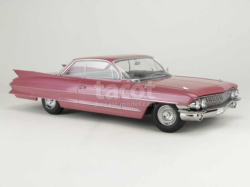 102553 Cadillac Séries 62 Coupé de Ville 1961