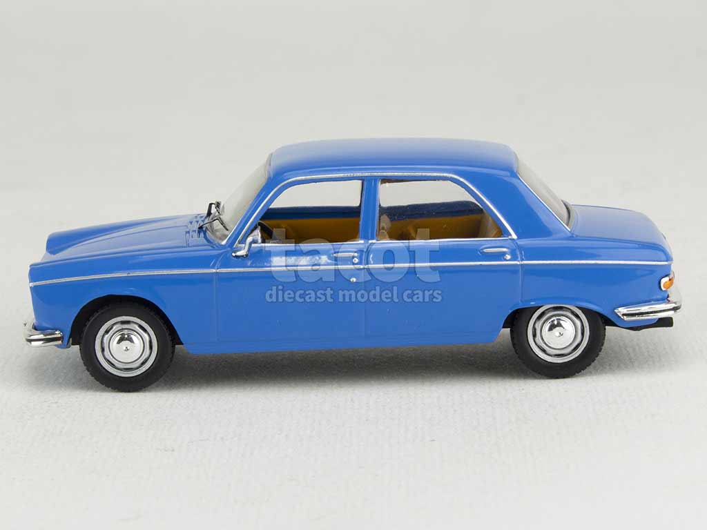 102555 Peugeot 204 Berline 1975