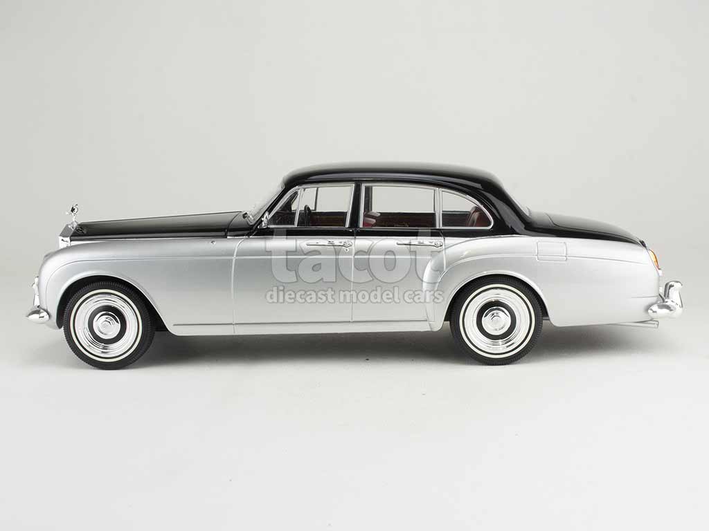 Rolls-Royce Silver Cloud III Mulliner 1965 – Modelcar 1/18 – Montée Métal