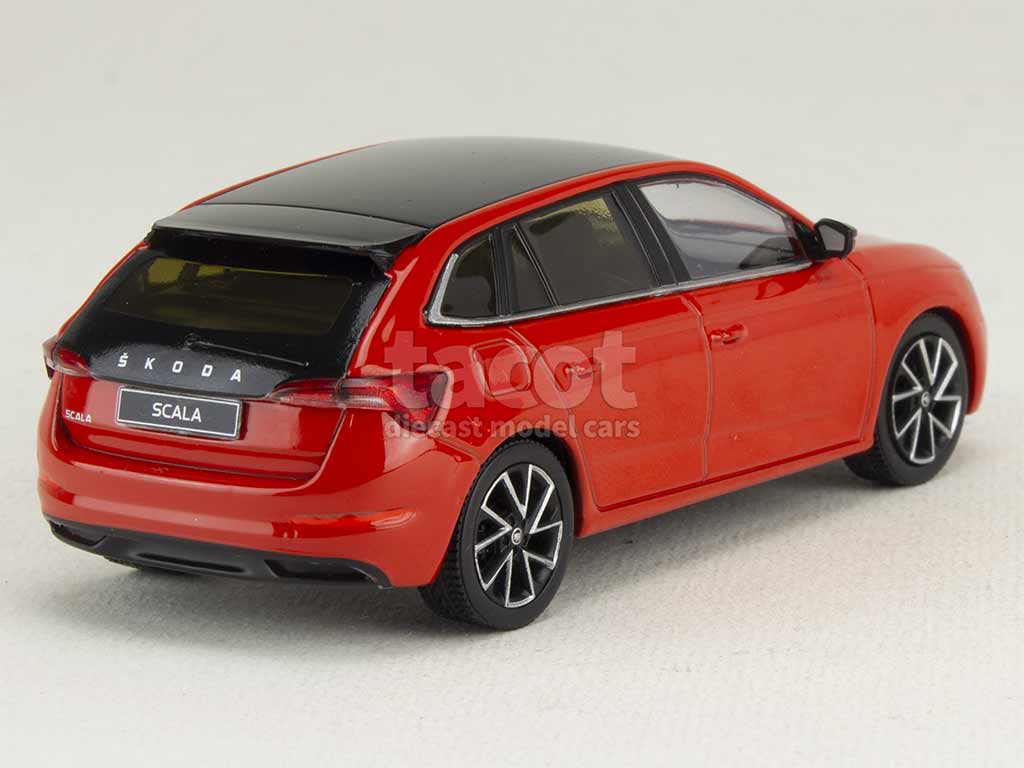 102580 Skoda Scala 2019