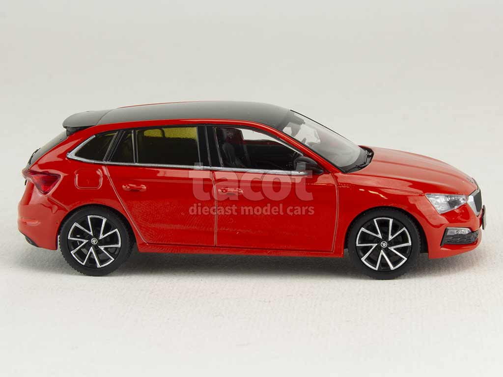 102580 Skoda Scala 2019