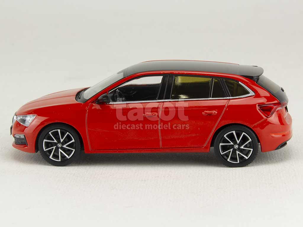 102580 Skoda Scala 2019