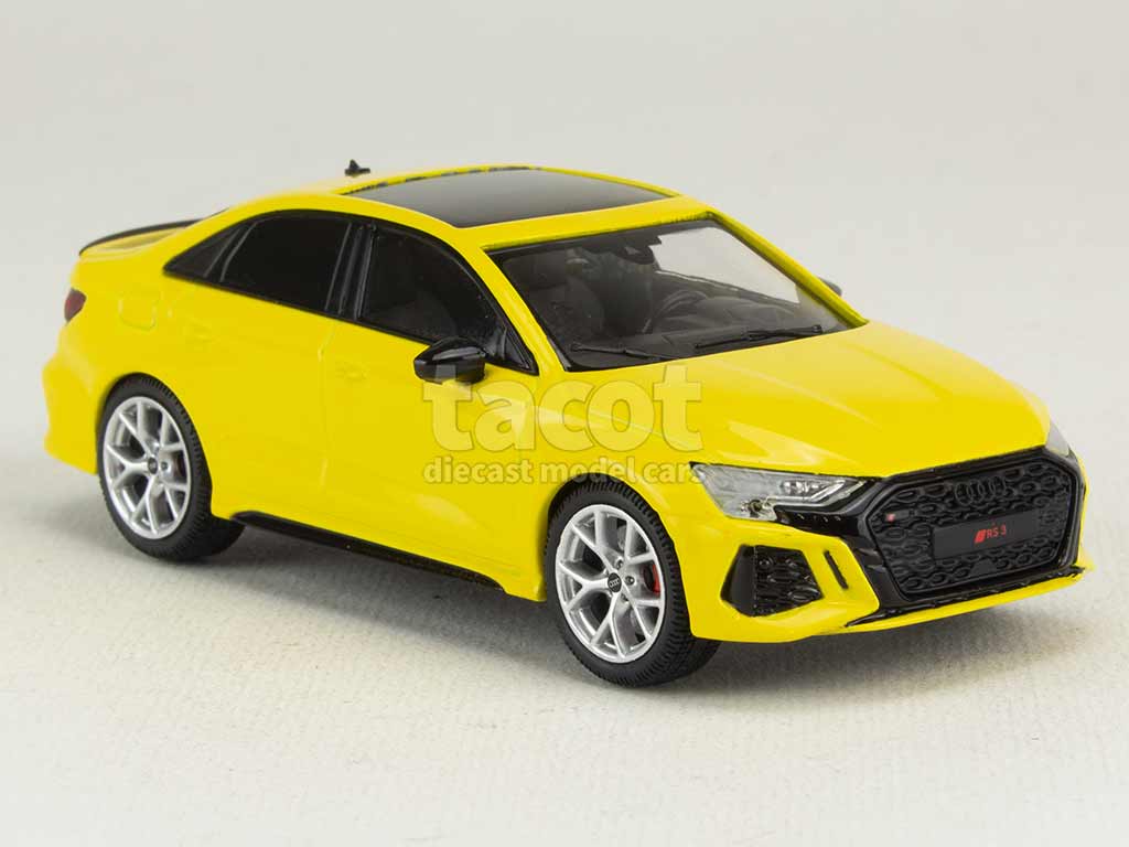 Audi - RS3 Limousine 2022 - IXO - 1/43 - Voiture miniature diecast