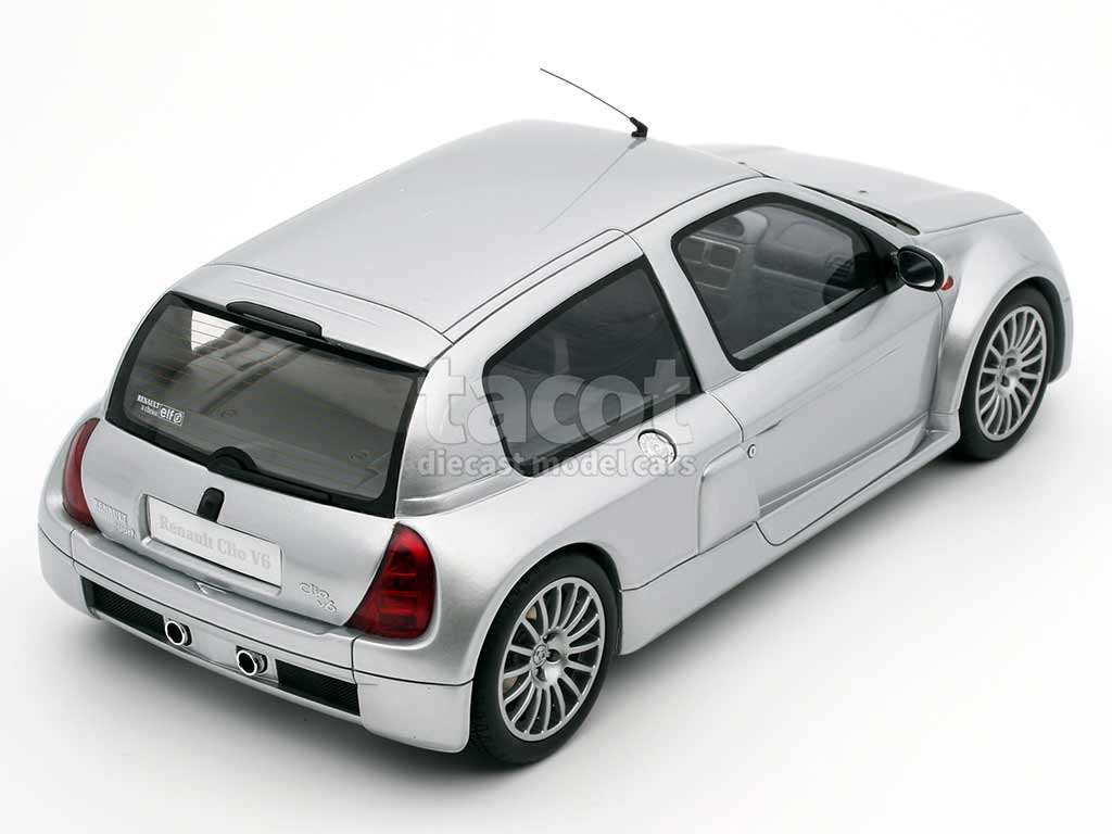 102609 Renault Clio V6 2001