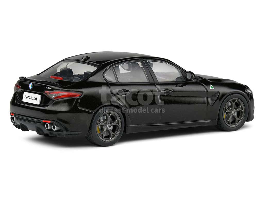 102619 Alfa Romeo Giulia Quadrifoglio 2019