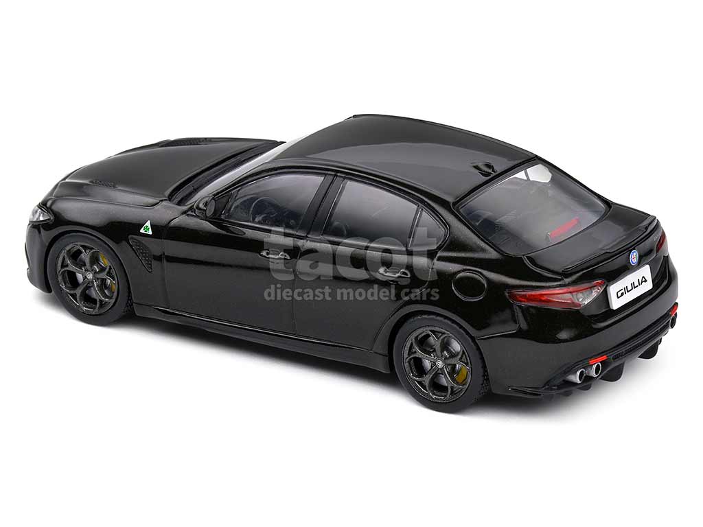 102619 Alfa Romeo Giulia Quadrifoglio 2019