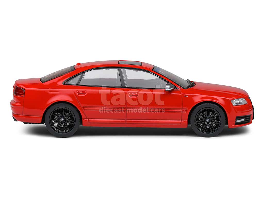 102621 Audi S8 2010