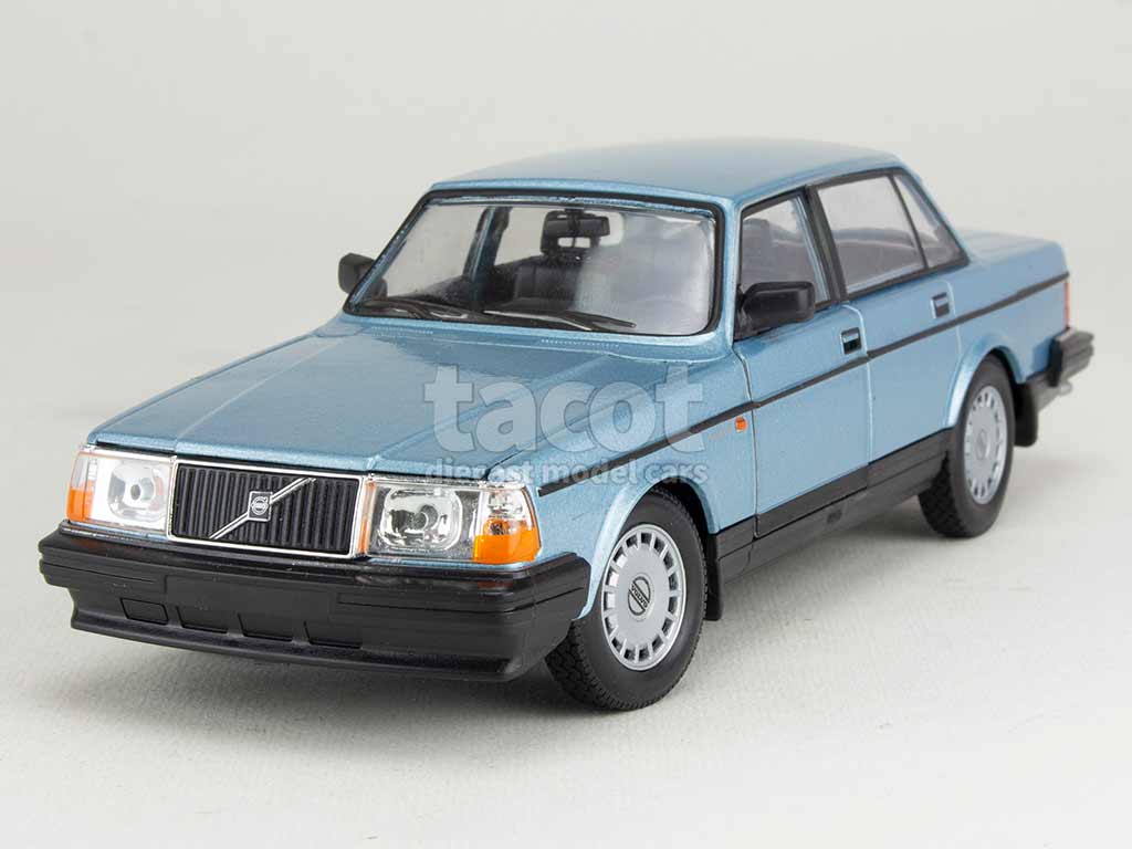 102657 Volvo 240 GL 1986