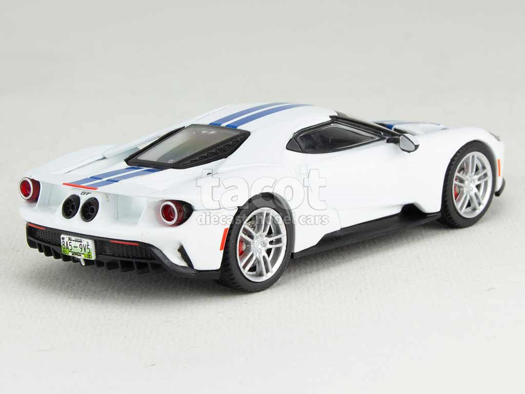 102680 Ford GT 2017
