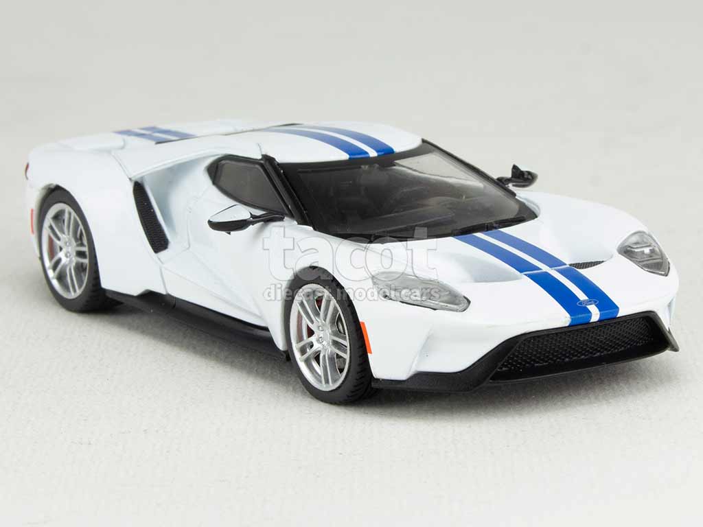 102680 Ford GT 2017