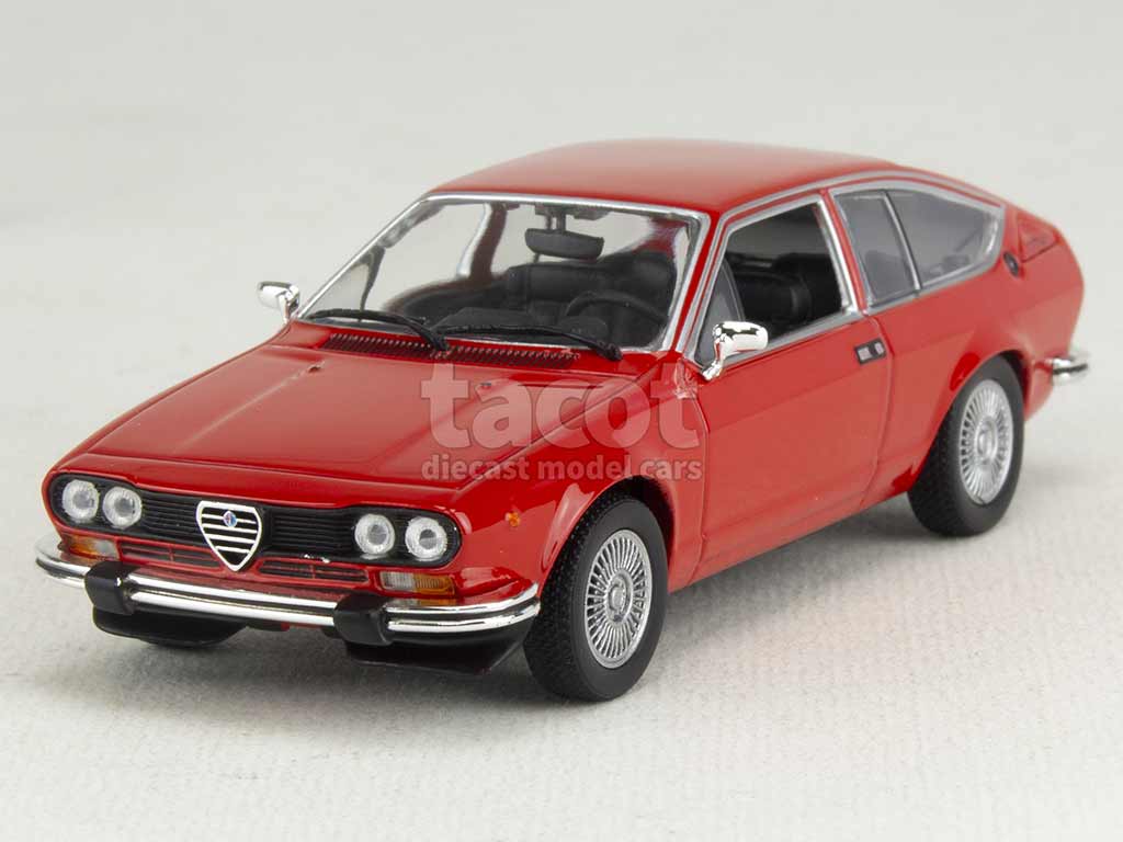 102707 Alfa Romeo Alfetta GTV 1976