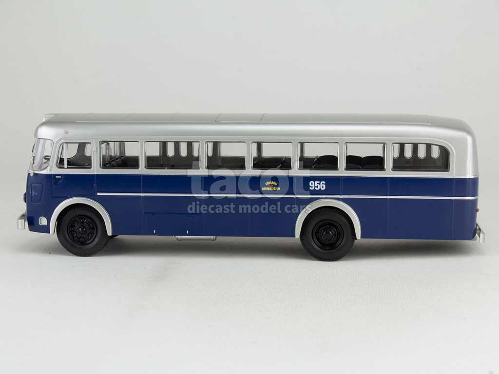 102822 Ikarus 60 Autobus BKV Budapest